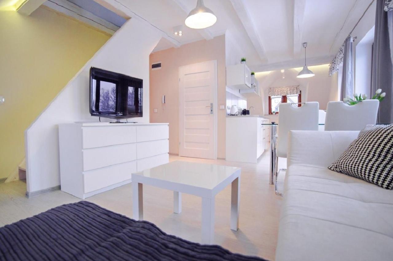 Wonder Home - Apartamenty Z Balkonami Przy Szlakach Turystycznych - Blisko Plac Zabaw I Boisko Do Gry كارباش المظهر الخارجي الصورة